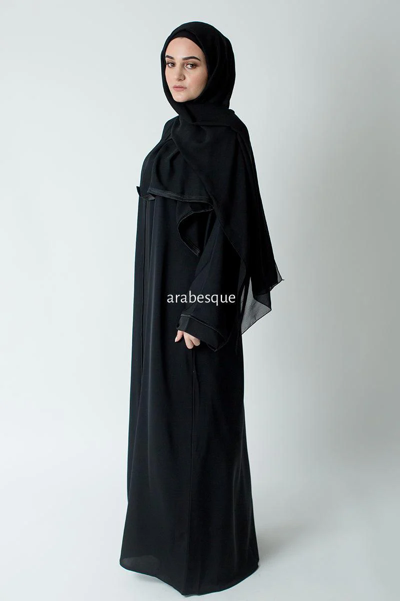 Premium Black Closed Abaya – Line Border Design with Pocket and Matching Scarf - Image 3