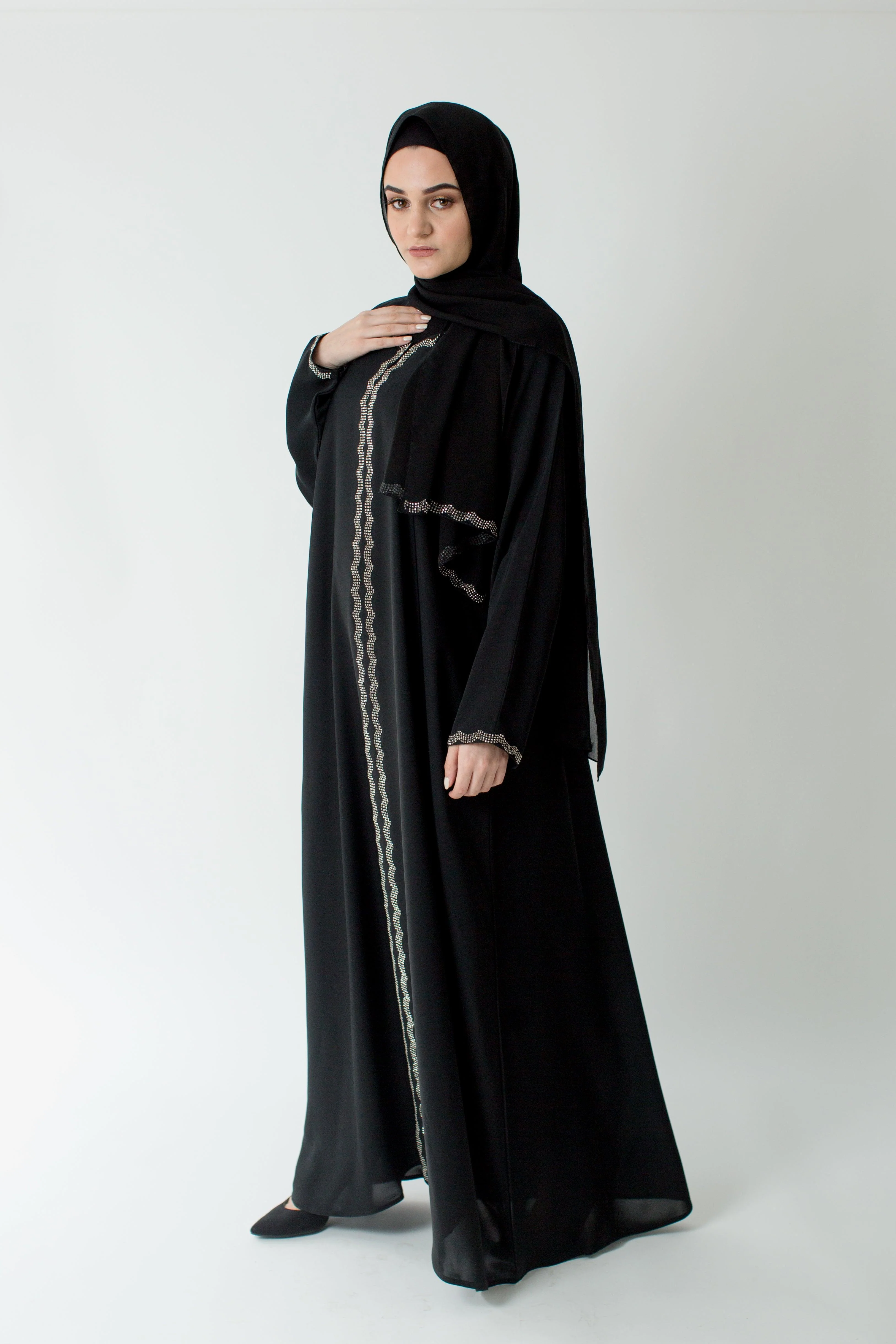 Black Closed Abaya – Silver Diamante Border Design - Image 3