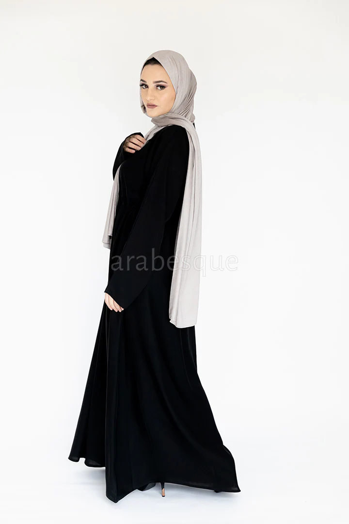Black Plain Nidha Draw String Closed Abaya - Image 4