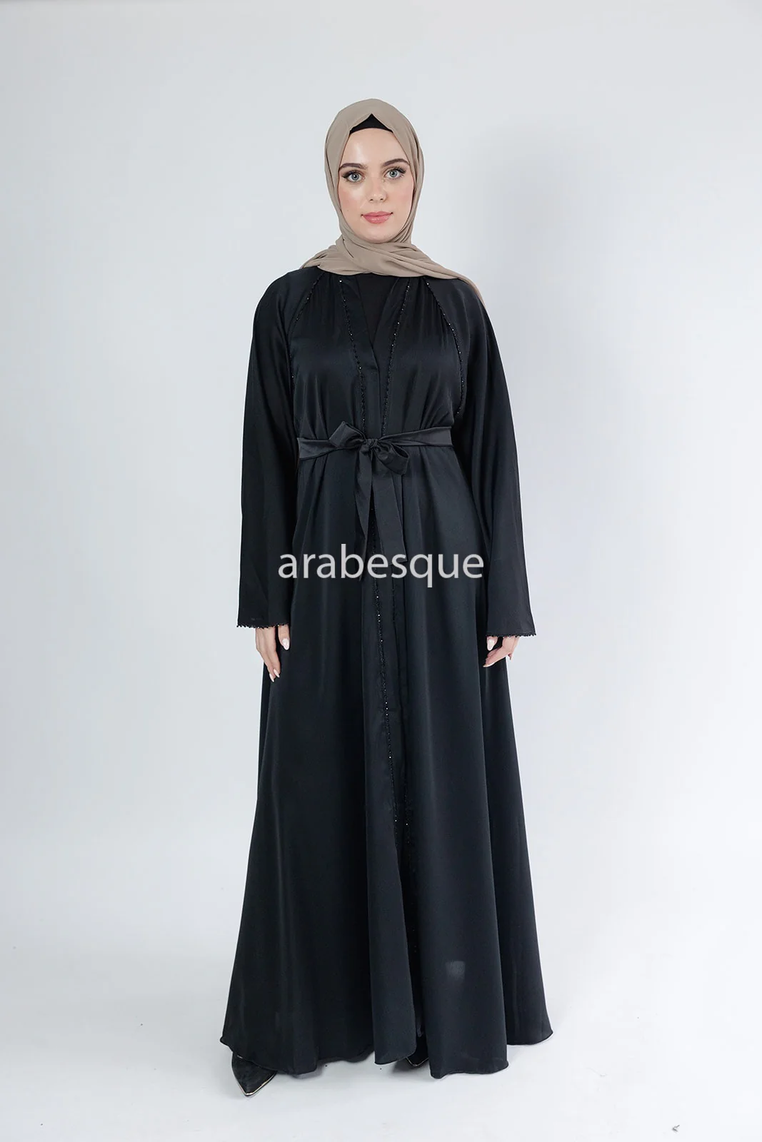 Black Open Abaya – Umbrella Cut Design with Threaded Beadwork Detailing - Image 3