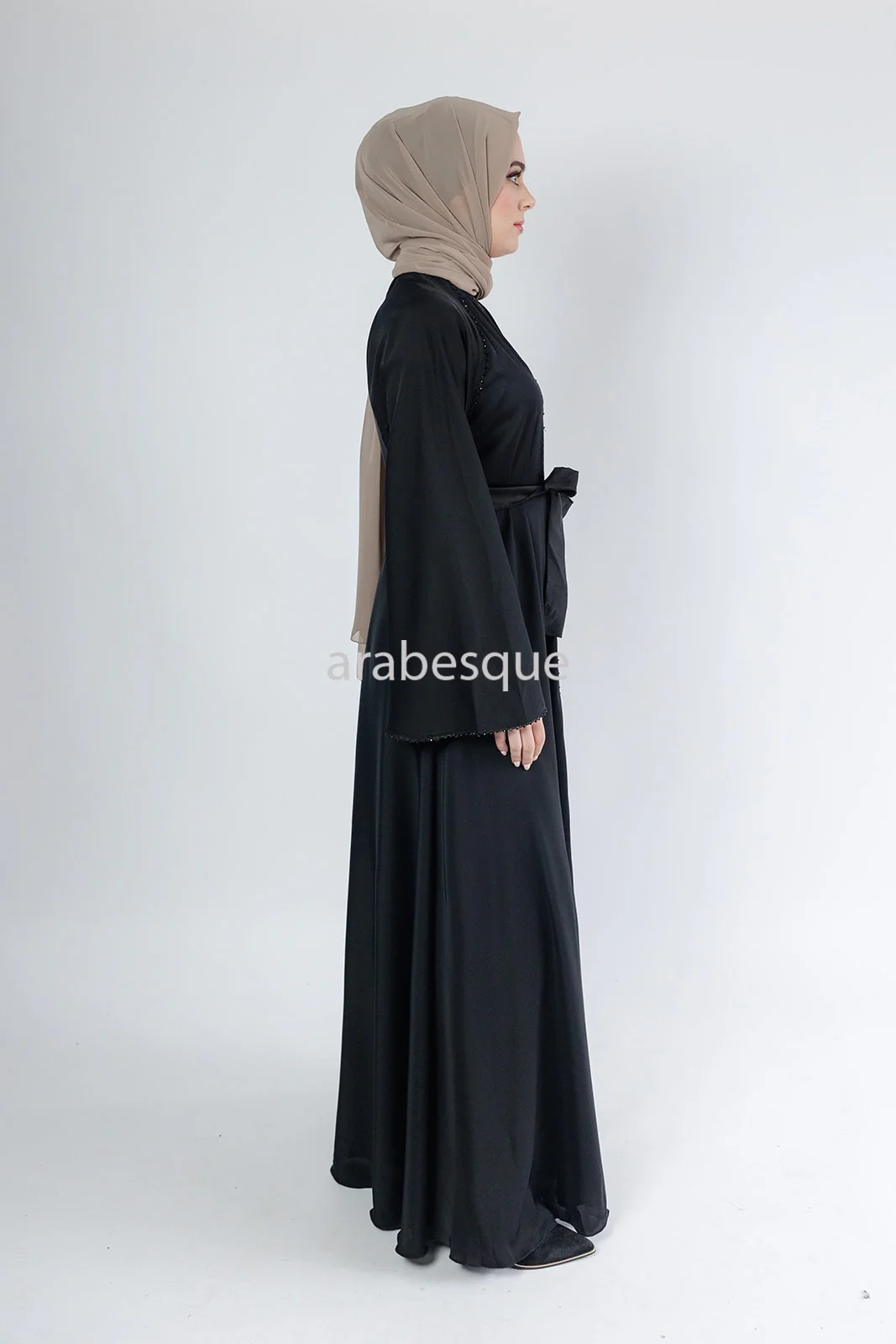 Black Open Abaya – Umbrella Cut Design with Threaded Beadwork Detailing - Image 7