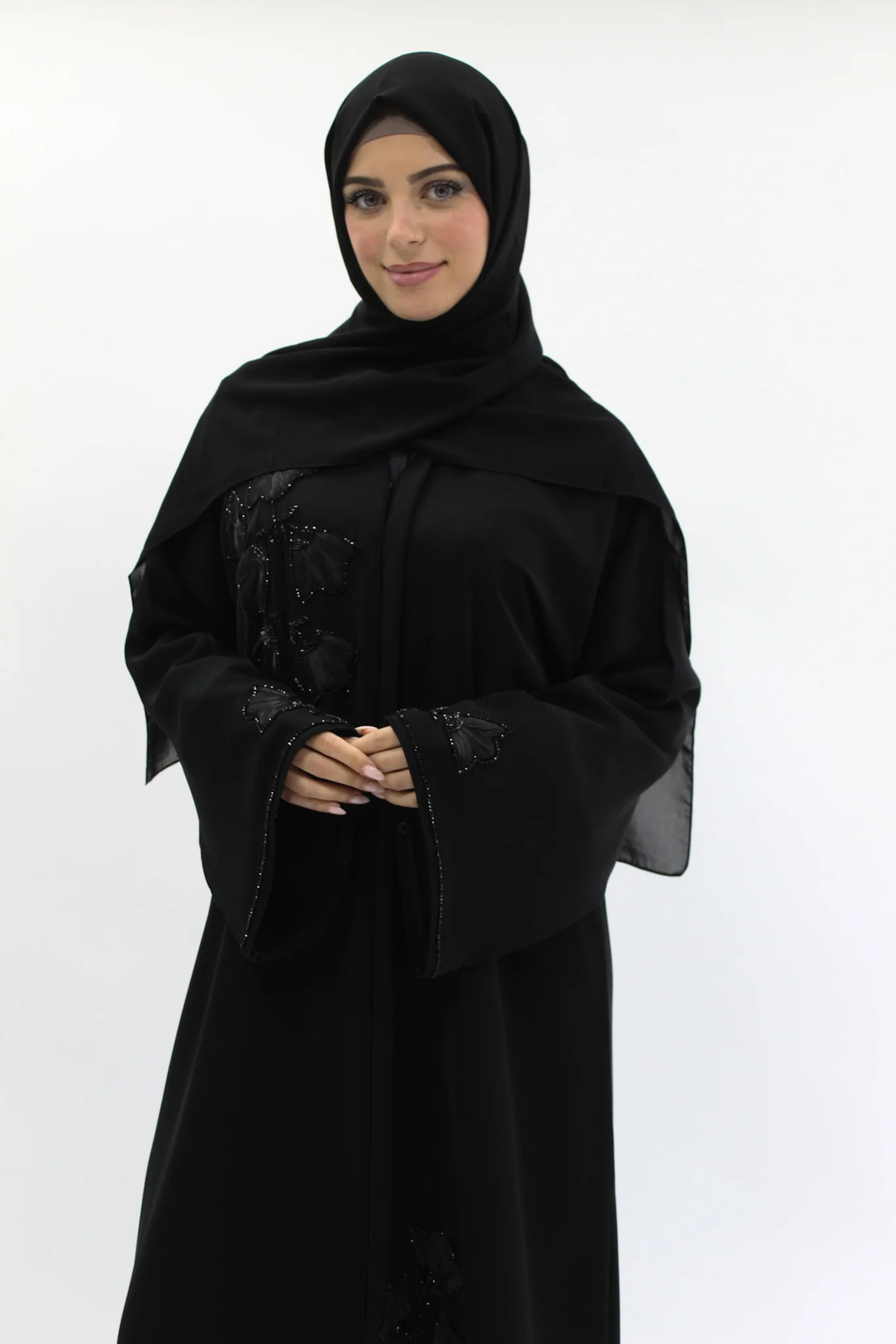 Black Open Abaya - 3D Floral Detailing and Beadwork - Image 3