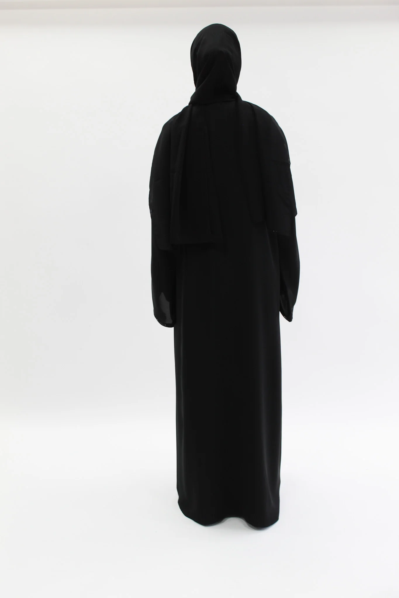 Black Open Abaya - 3D Floral Detailing and Beadwork - Image 5