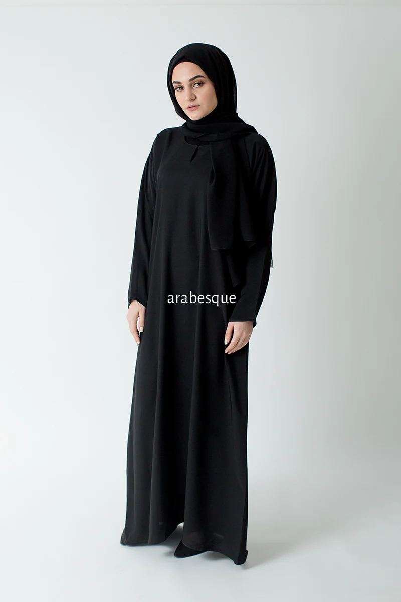 Premium Black Closed Abaya – Plain Design with Pocket - Image 3