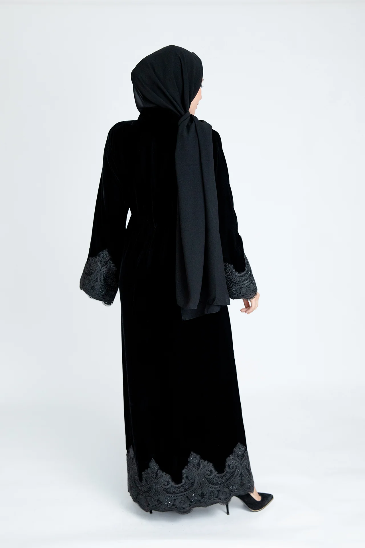 Black Velvet Open Abaya – Luxe Black Lace Design with Drawstring Waist - Image 5