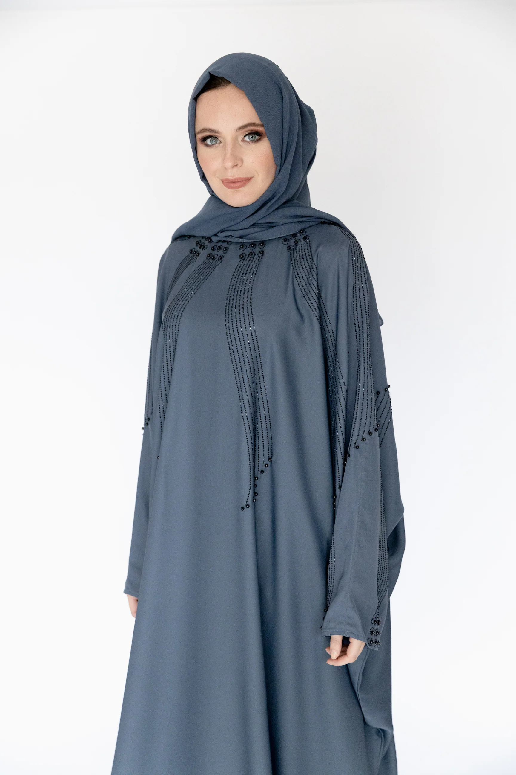 Blue Closed Abaya – Luxurious Batwing Design with Black Diamanté Pattern - Image 4