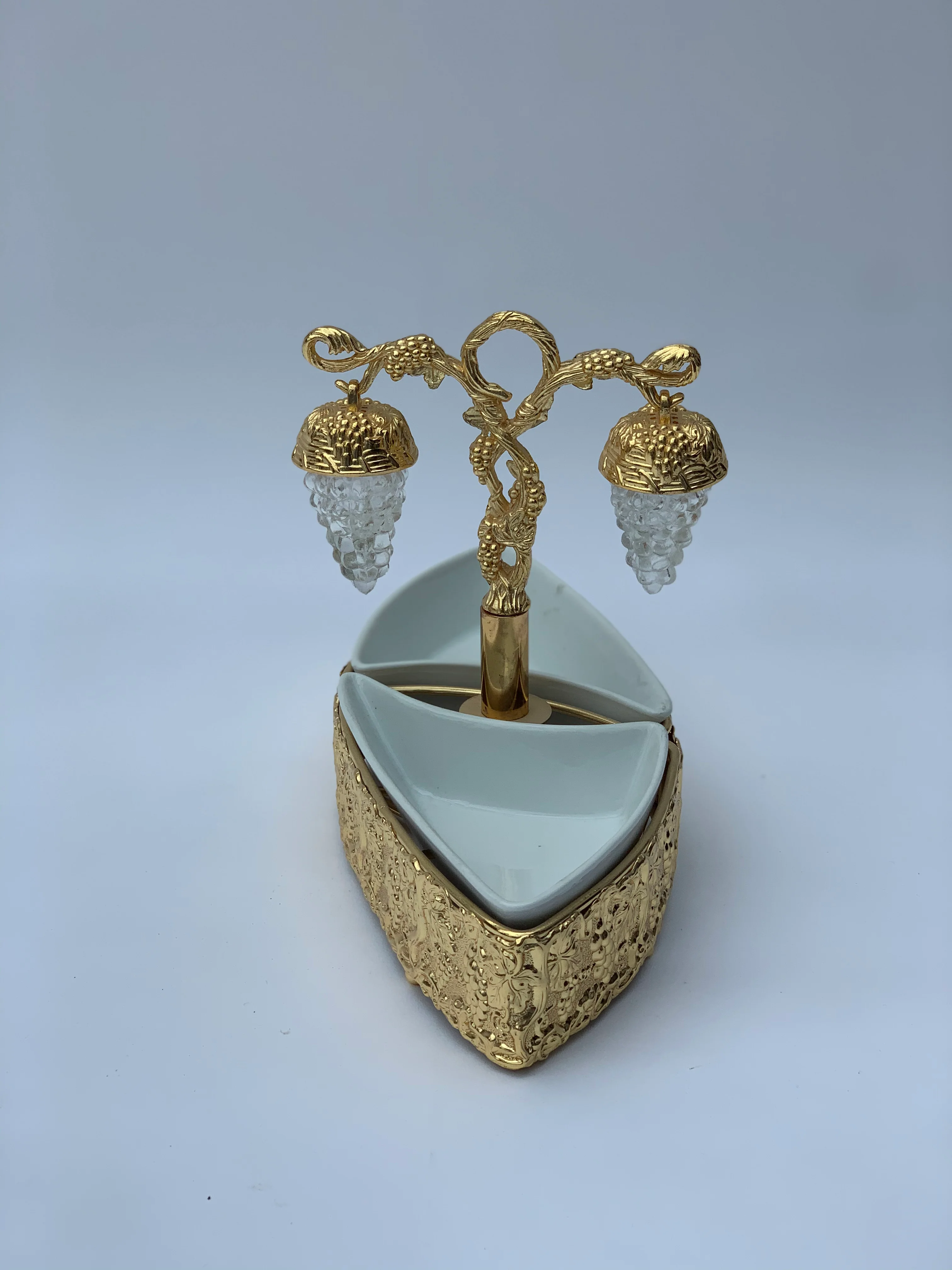 Gold Effect Salt and Pepper shaker set with ceramic bowls - Image 3