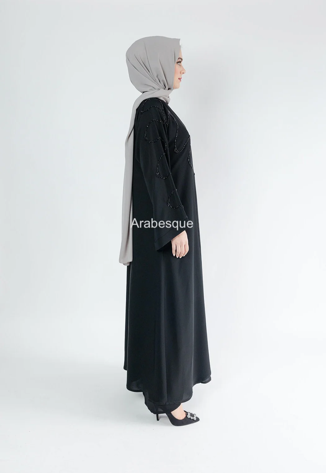 Black Open Abaya – Luxury Front Beaded Design - Image 7