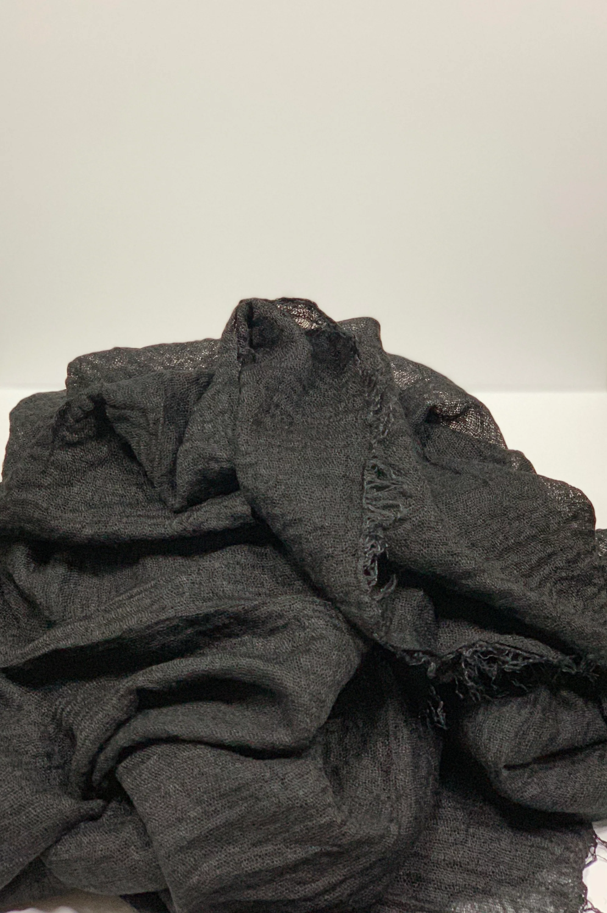 Viscose Crinkle Hijab - Image 4