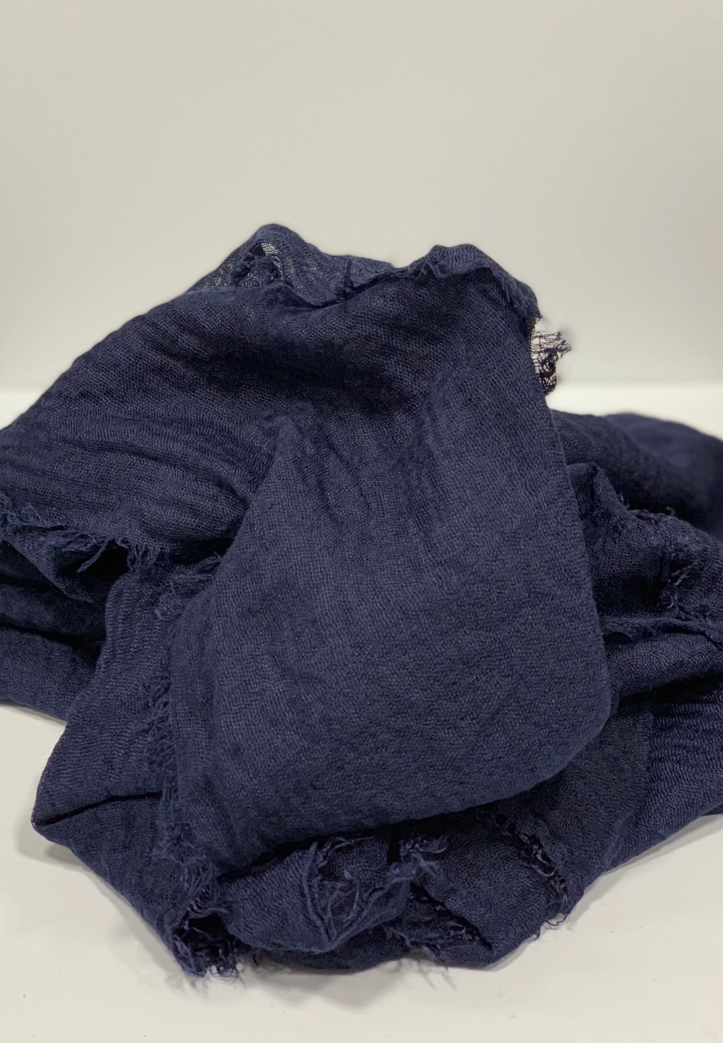 Viscose Crinkle Hijab - Image 5