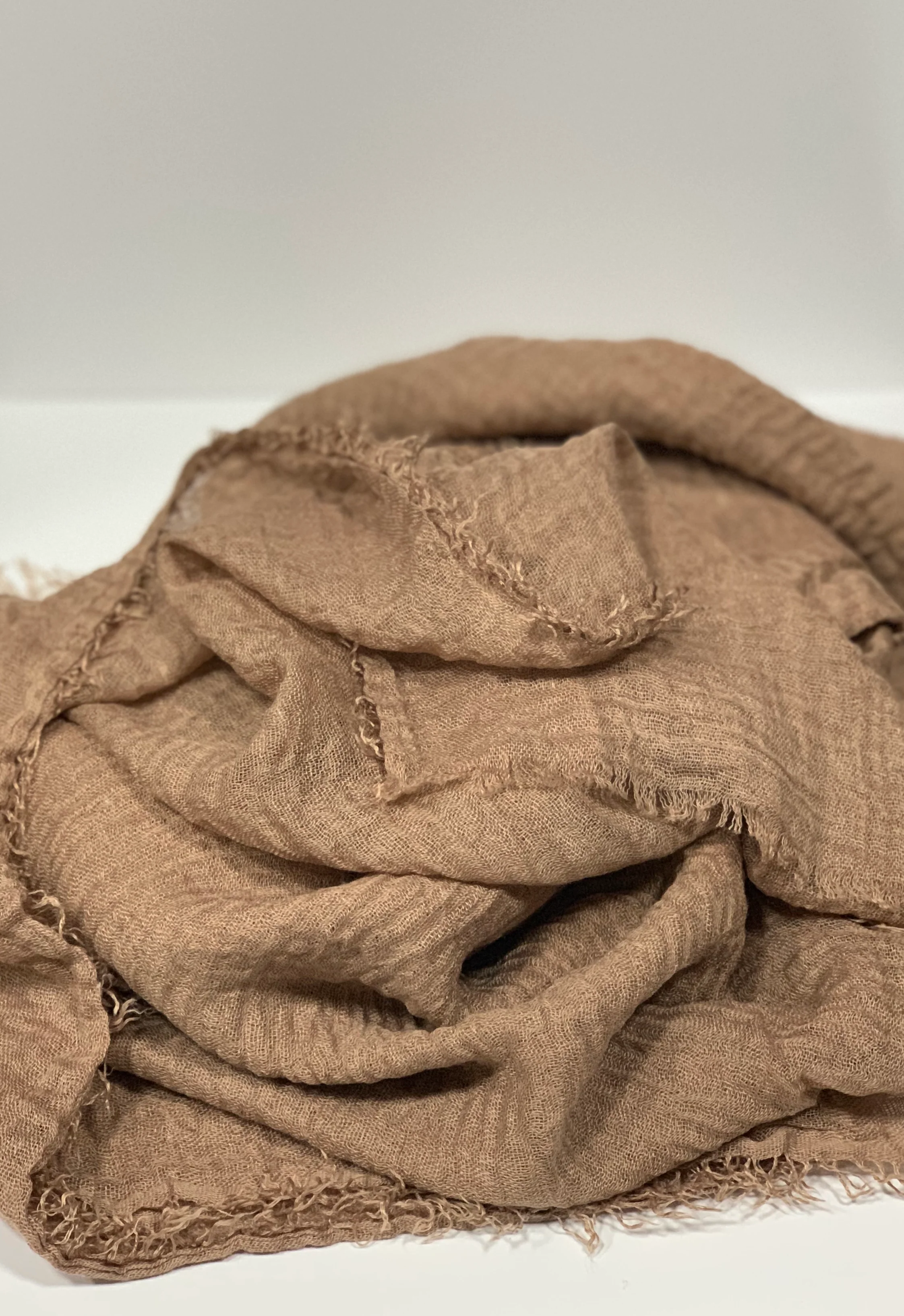 Viscose Crinkle Hijab - Image 7